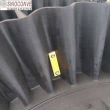 High performance steep angle sidewall conveyor belt